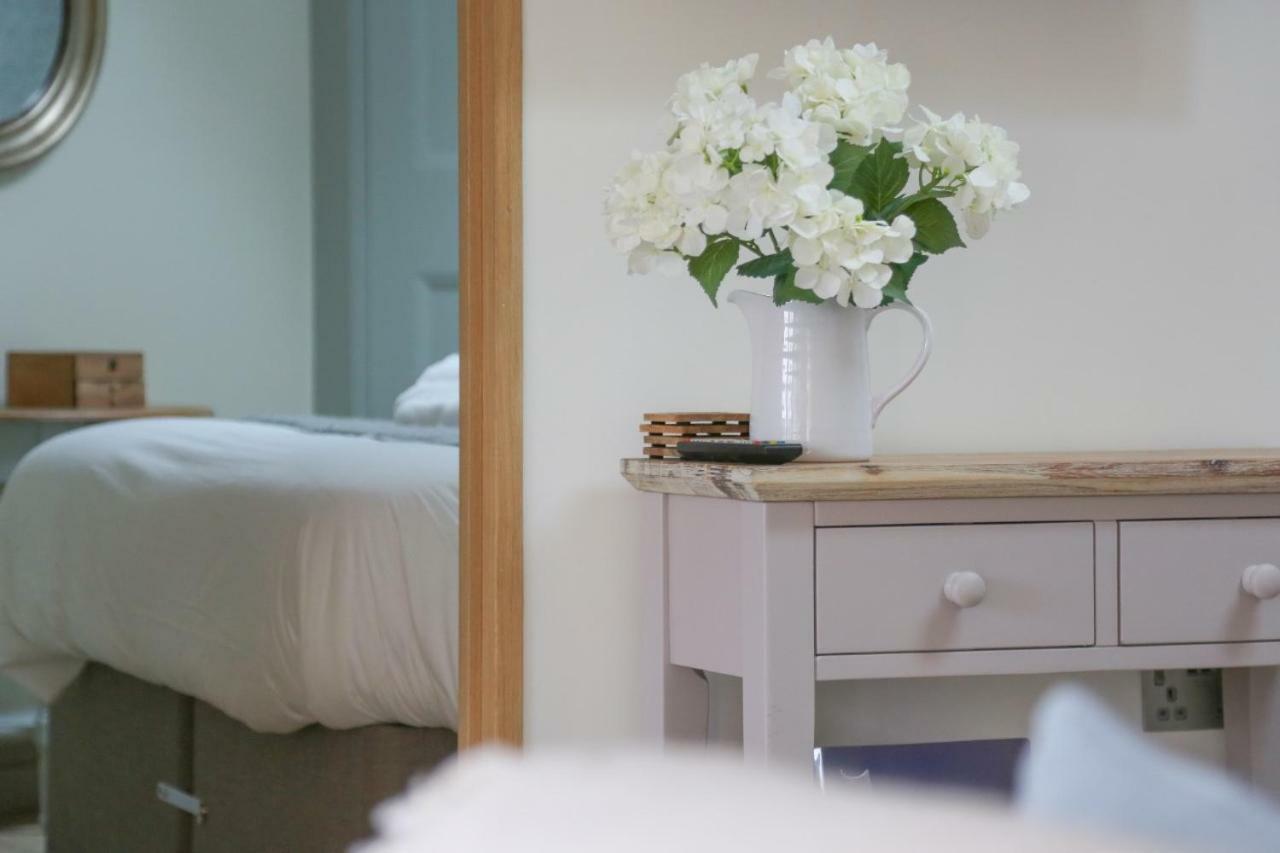 Barley - Cosy Stylish Apartment - Easy Access To Bath And Many Nearby Attractions Box  Exterior foto